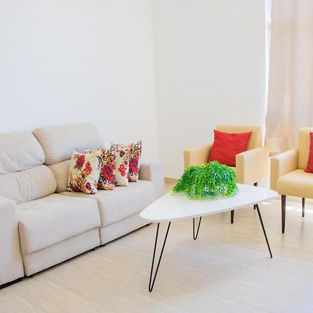 Apartamento No Farol Da Barra. Vista Deslumbrante Para O Mar! No Circuito Do Carnaval. Ao Lado Do Porto Da Barra ! 살바도르 외부 사진
