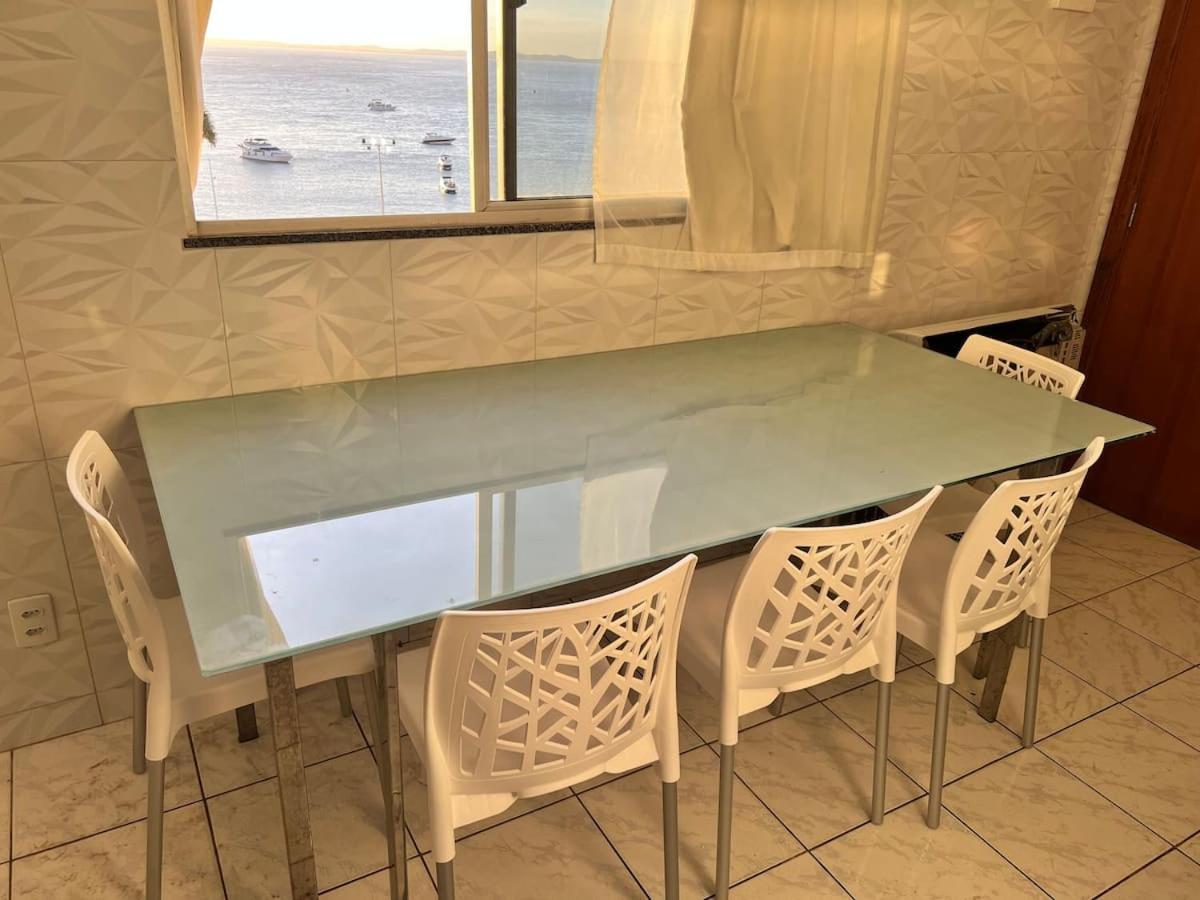 Apartamento No Farol Da Barra. Vista Deslumbrante Para O Mar! No Circuito Do Carnaval. Ao Lado Do Porto Da Barra ! 살바도르 외부 사진